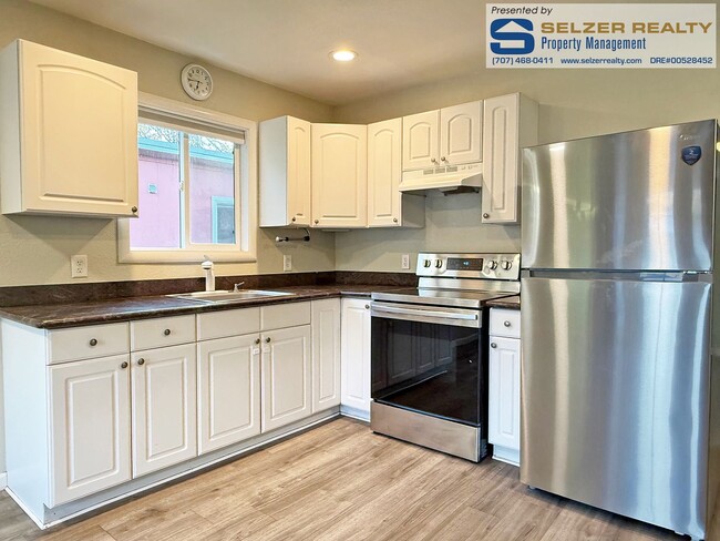 Building Photo - 1521-1523 Talmage Ct