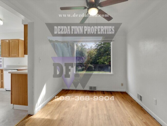 Building Photo - South Hill 3 bed/1 bath rancher with primo...
