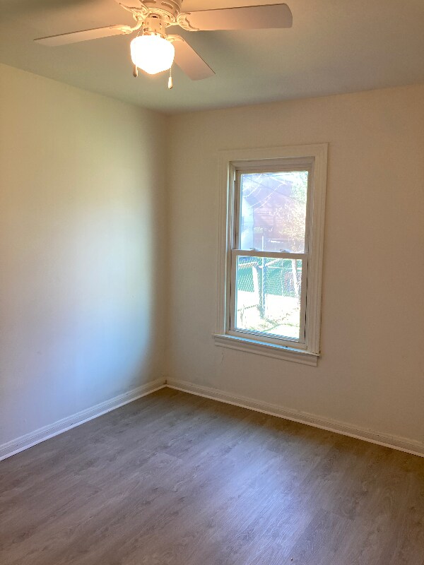 Building Photo - 10221 Silvercrest St