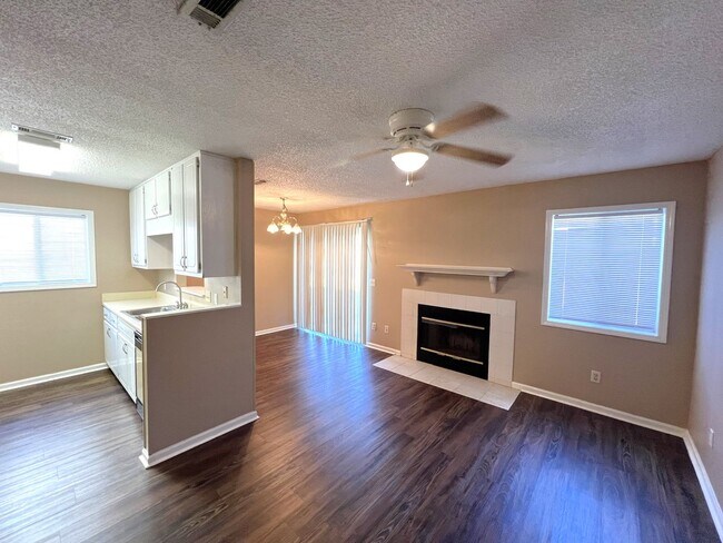 Building Photo - 149 Woodfield Pl