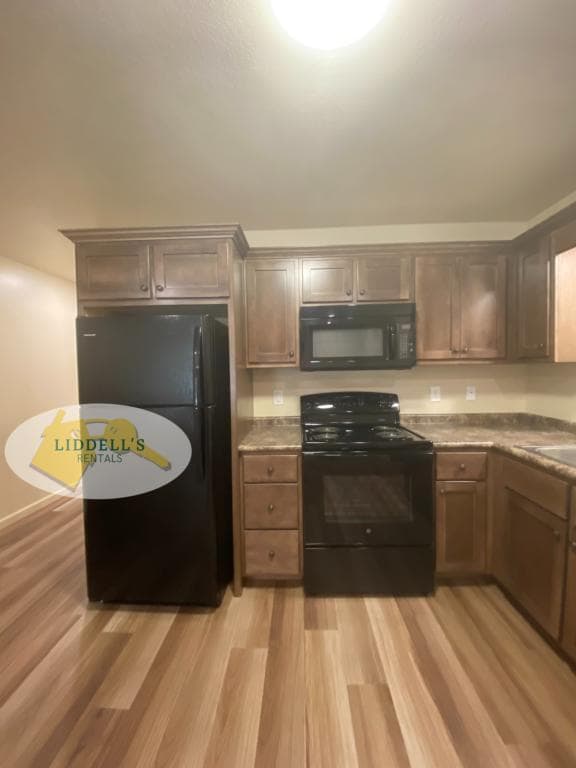 Building Photo - 308 W Locust St