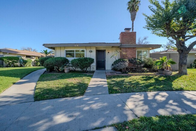 Building Photo - RIDGEWAY