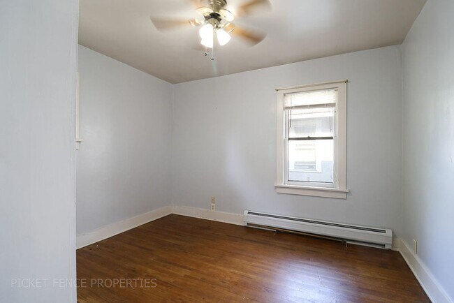 Building Photo - Beautiful Historic Two Bedroom Home