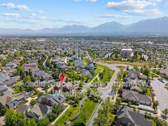 Building Photo - 4172 W Lakebridge Drive