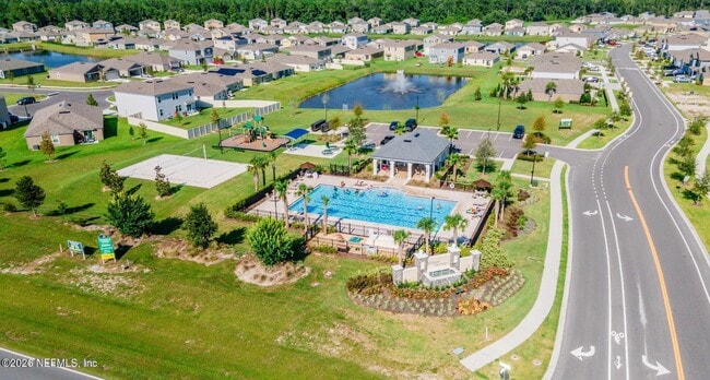 Building Photo - 2223 Willow Springs Dr