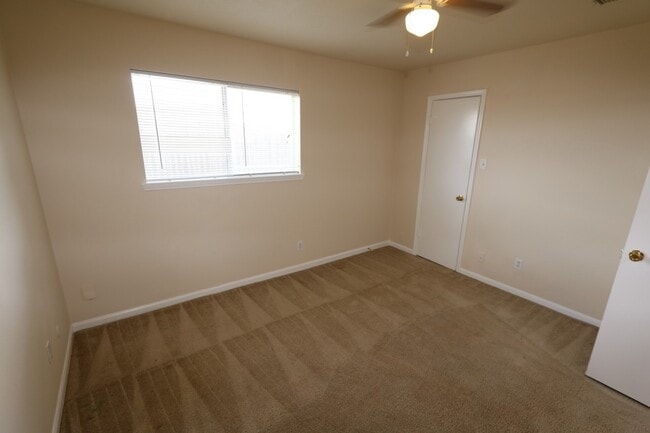 Building Photo - 13318 Rain Lily Ln