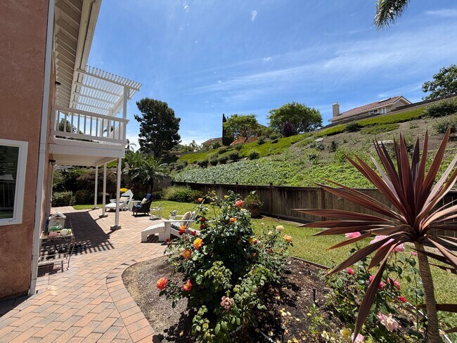 Building Photo - Beautiful 3 bed/3 bath In San Clemente