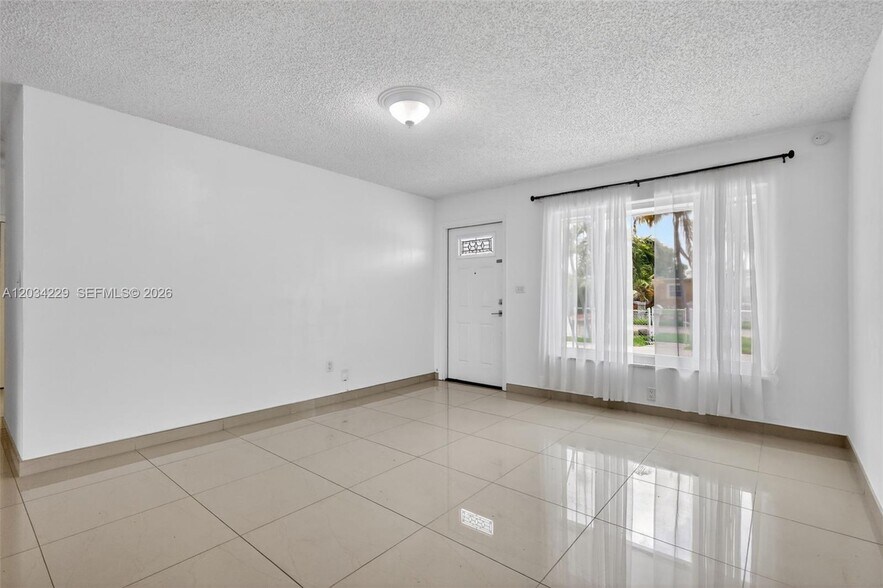 Building Photo - 17001 NW 53rd Ct