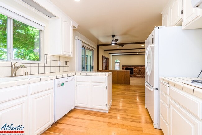 Building Photo - Beautiful Willow Glen Home | Desirable Location