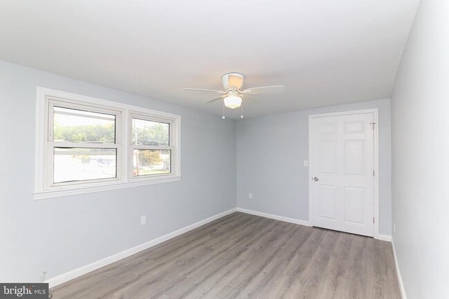 Building Photo - 516 Brooke Ave