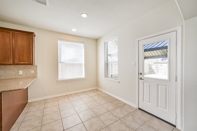 Building Photo - 25211 Whistling Pines Ct