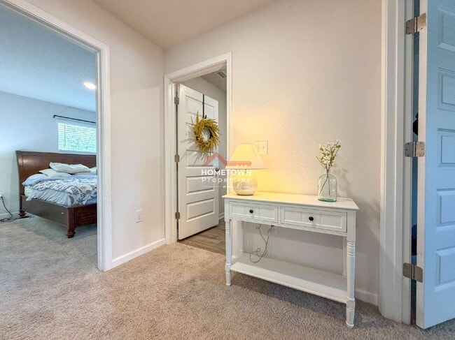 Building Photo - 5469 Merlin