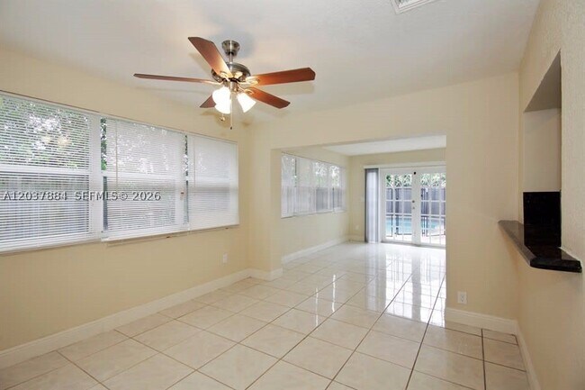 Building Photo - 781 SW 64th Terrace