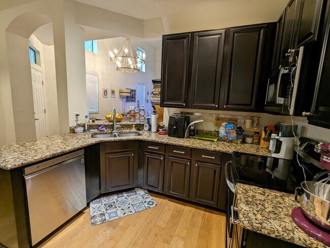 Kitchen - 11804 13th Way N