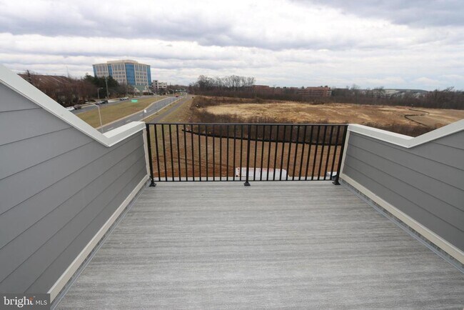 Building Photo - 9 Morrison Dr