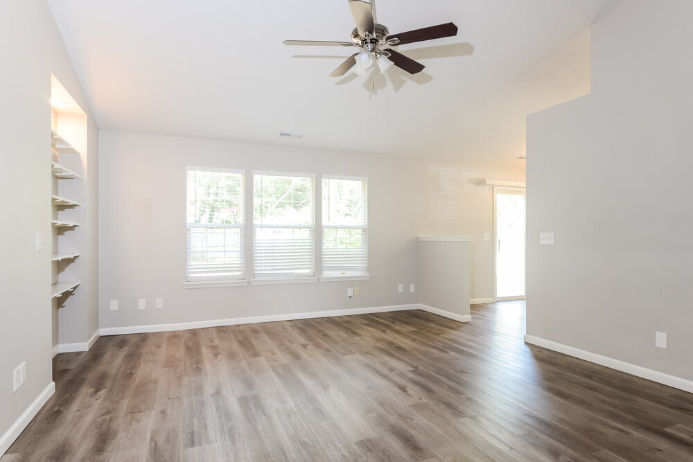 Building Photo - 5724 Blackley Ln