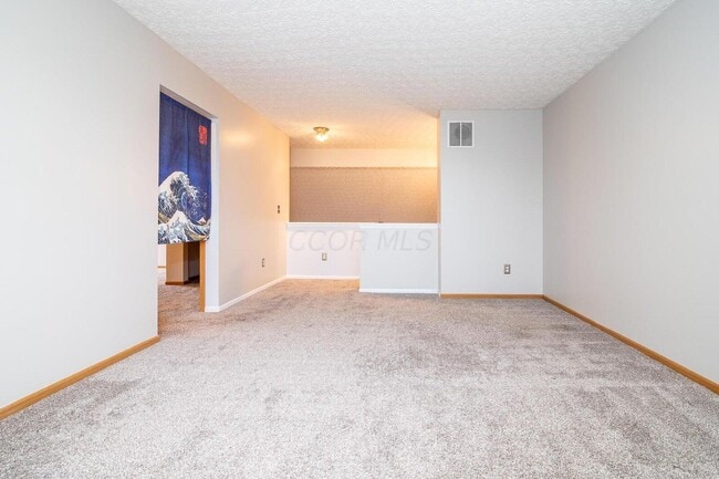 Building Photo - 1562 Sargas St