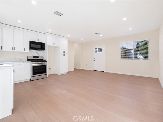 Building Photo - 636 Pioneer Dr