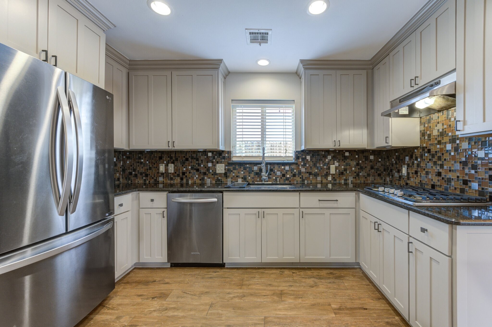 Building Photo - 614 Bendwood Dr
