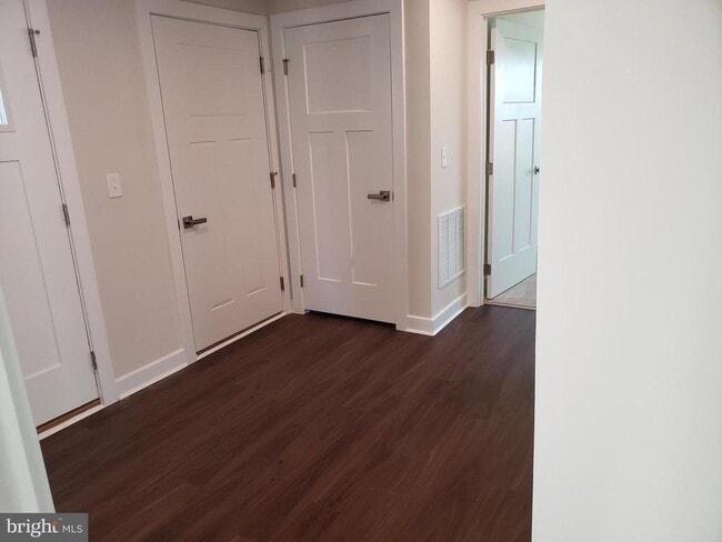 Building Photo - 25318 Tannin Cir