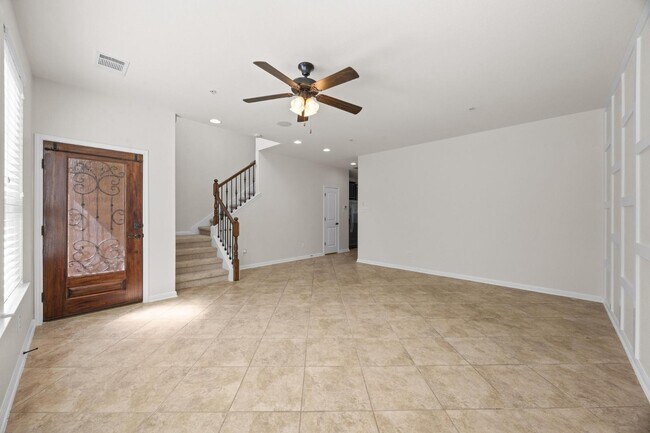 Building Photo - 7220 Wyoming Springs Dr