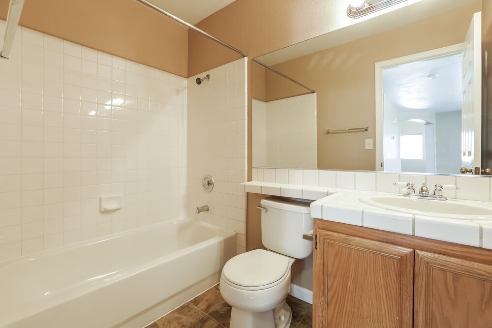 Building Photo - 4630 Spruce Oak Dr