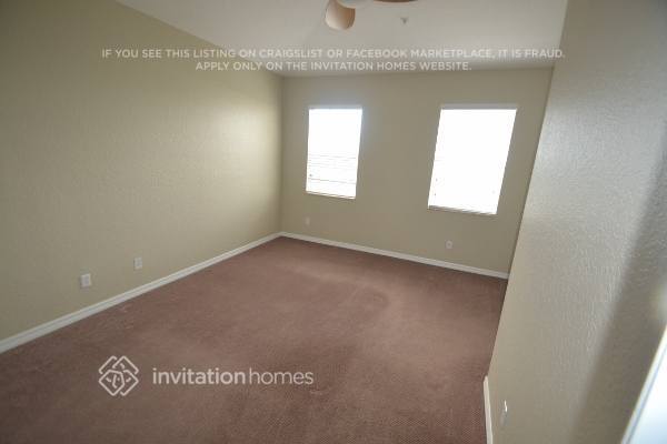 Building Photo - 253 E Bay Cedar Cir