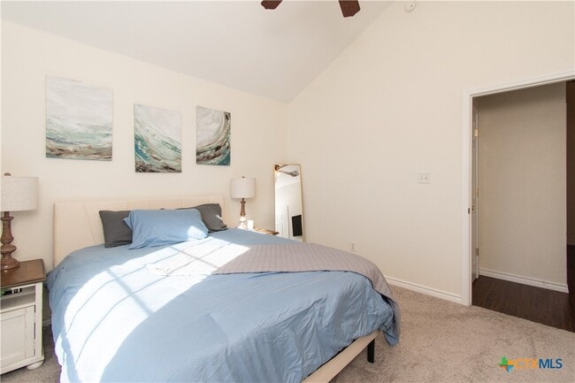 Building Photo - 103 Corral Ct