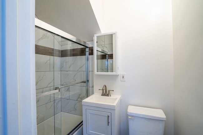 Building Photo - 4051 Normandie Ave