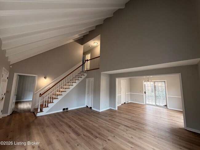 Building Photo - 634 Cherrywood Dr