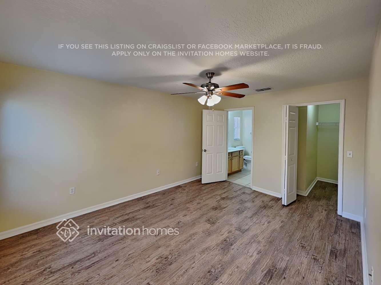 Building Photo - 2797 Benrock Terrace