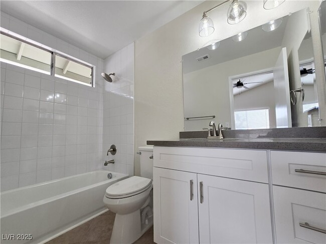Building Photo - 908 Coral Isle Way