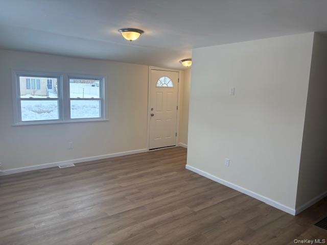 Building Photo - 51 Oak Dr