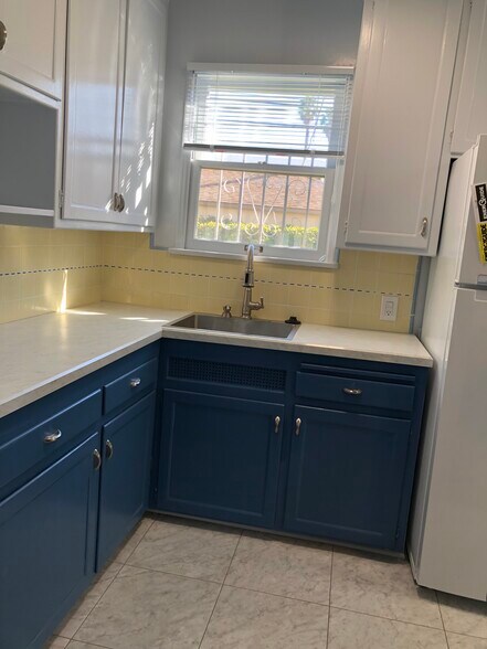 Kitchen - 12544 Venice Blvd