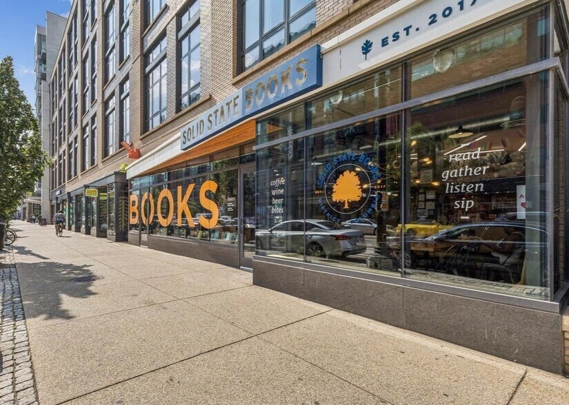 Building Photo - 1733 F St NE