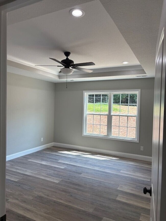 Building Photo - Maryville City, Newly Constructed, 3 Bedroom 2 Bath Home Call Debra Johnson 865-591-8281 or Ed Jo...