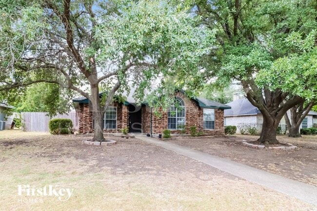 Building Photo - 1129 Rosewood Ln