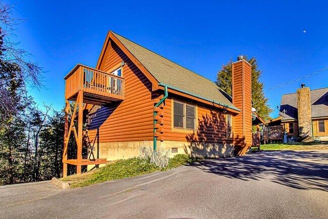 Building Photo - 2632 Camden Way
