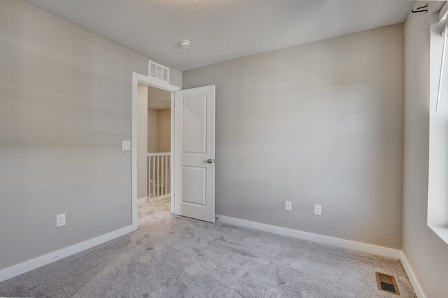 Building Photo - $2,500.00 - 3 Bedrooms and 2.5 Bathrooms T...