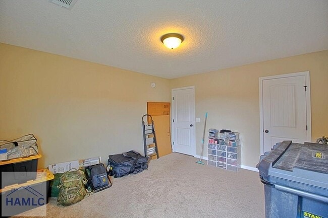 Building Photo - 248 Sawmill Rd