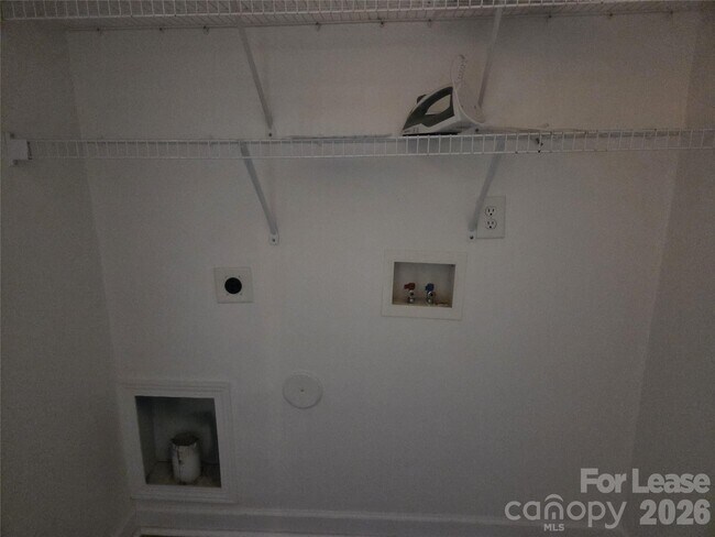 Building Photo - 109 Chawton Ln