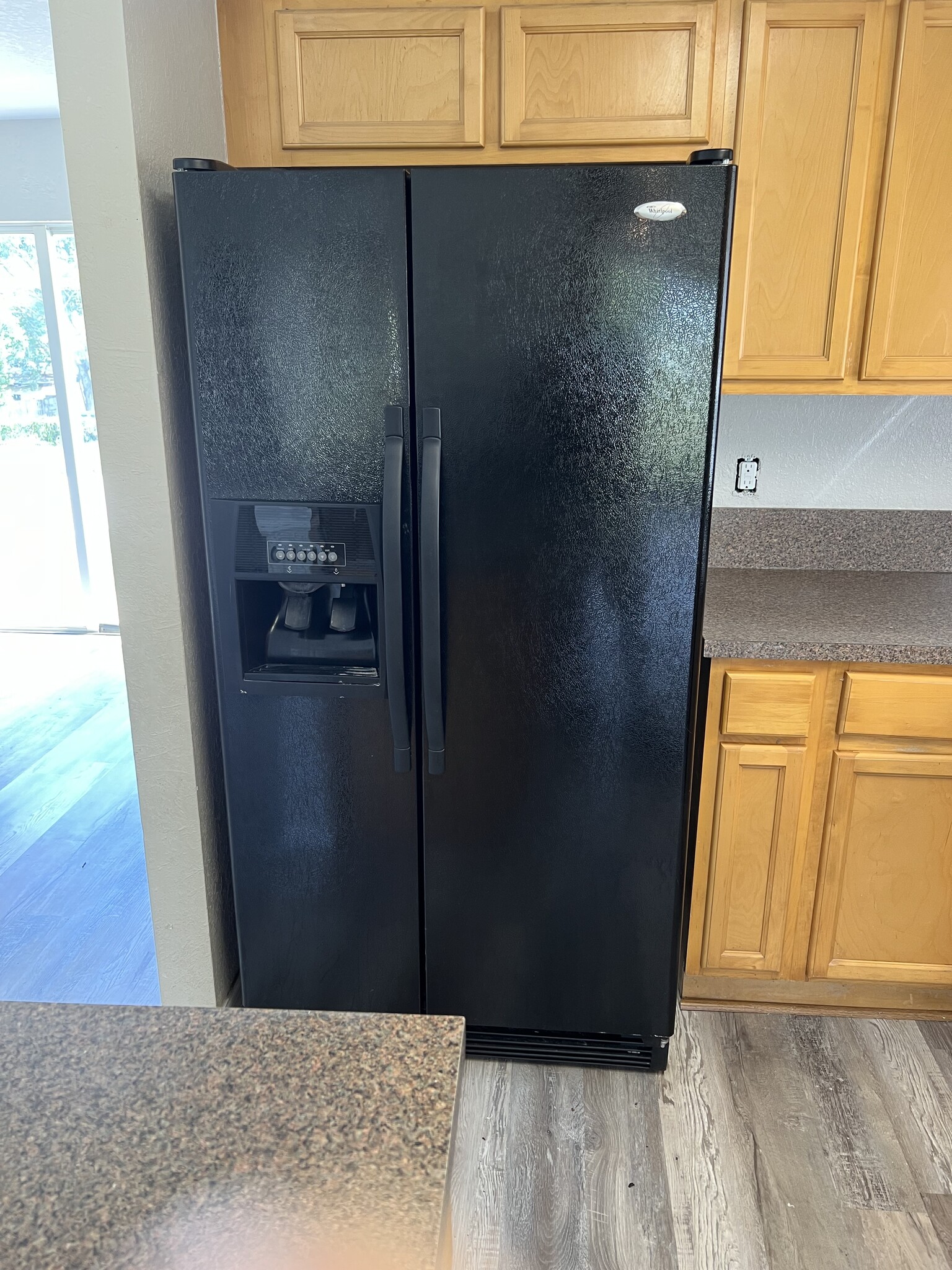 Kitchen - 903 E Main St