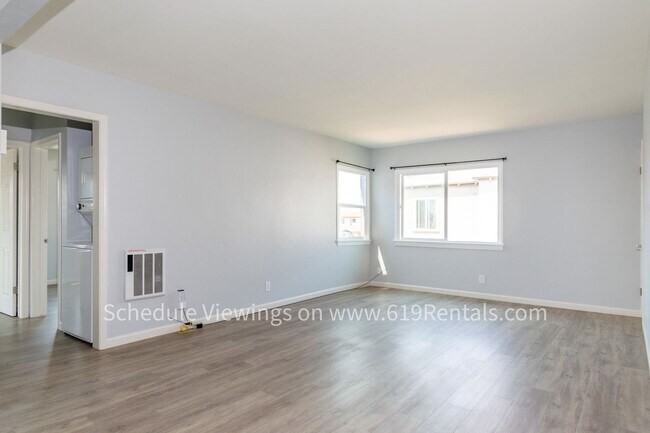 Building Photo - 4531 Wilson Ave
