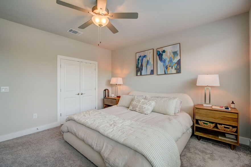 Building Photo - 5407 Jason Dr