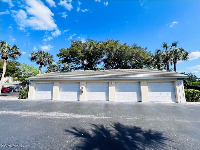 Building Photo - 15465 Cedarwood Ln