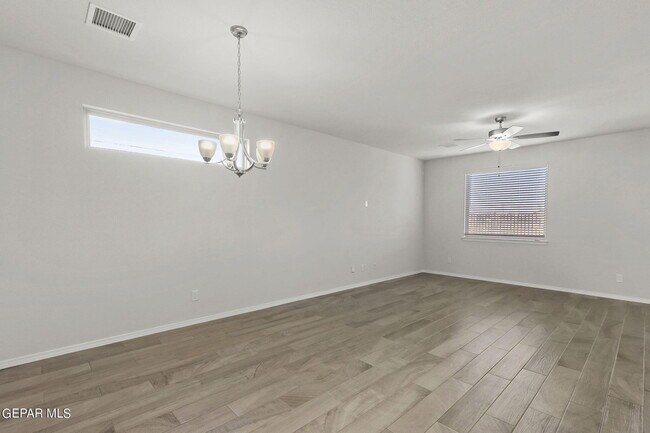 Building Photo - 7365 Frostline Pl