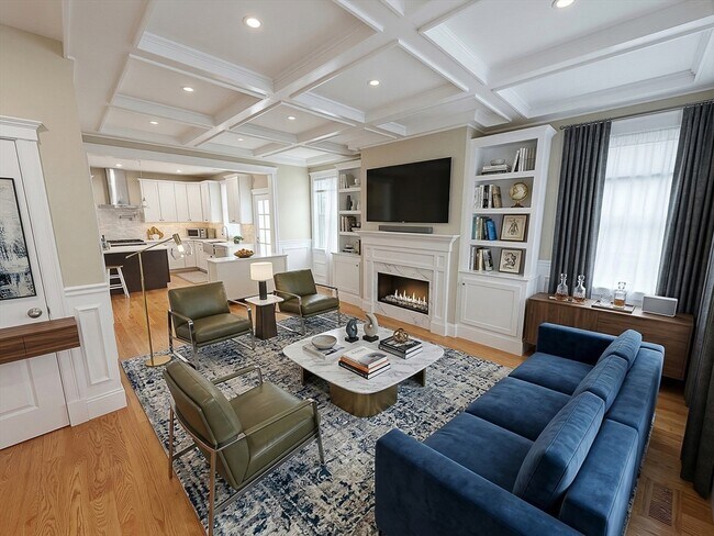 Building Photo - 42 Parsons St