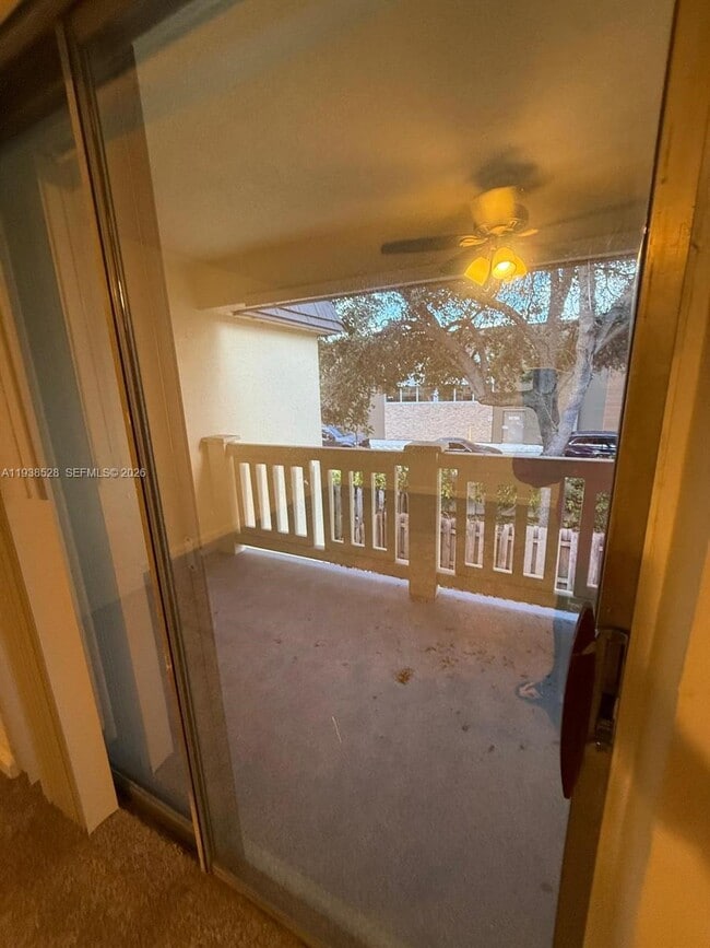 Building Photo - 8713 SW 137th Ave