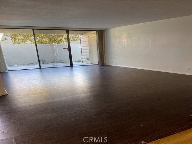 Building Photo - 95 Country Mile Rd