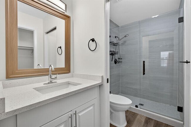 Building Photo - 5058 Canal Cir E